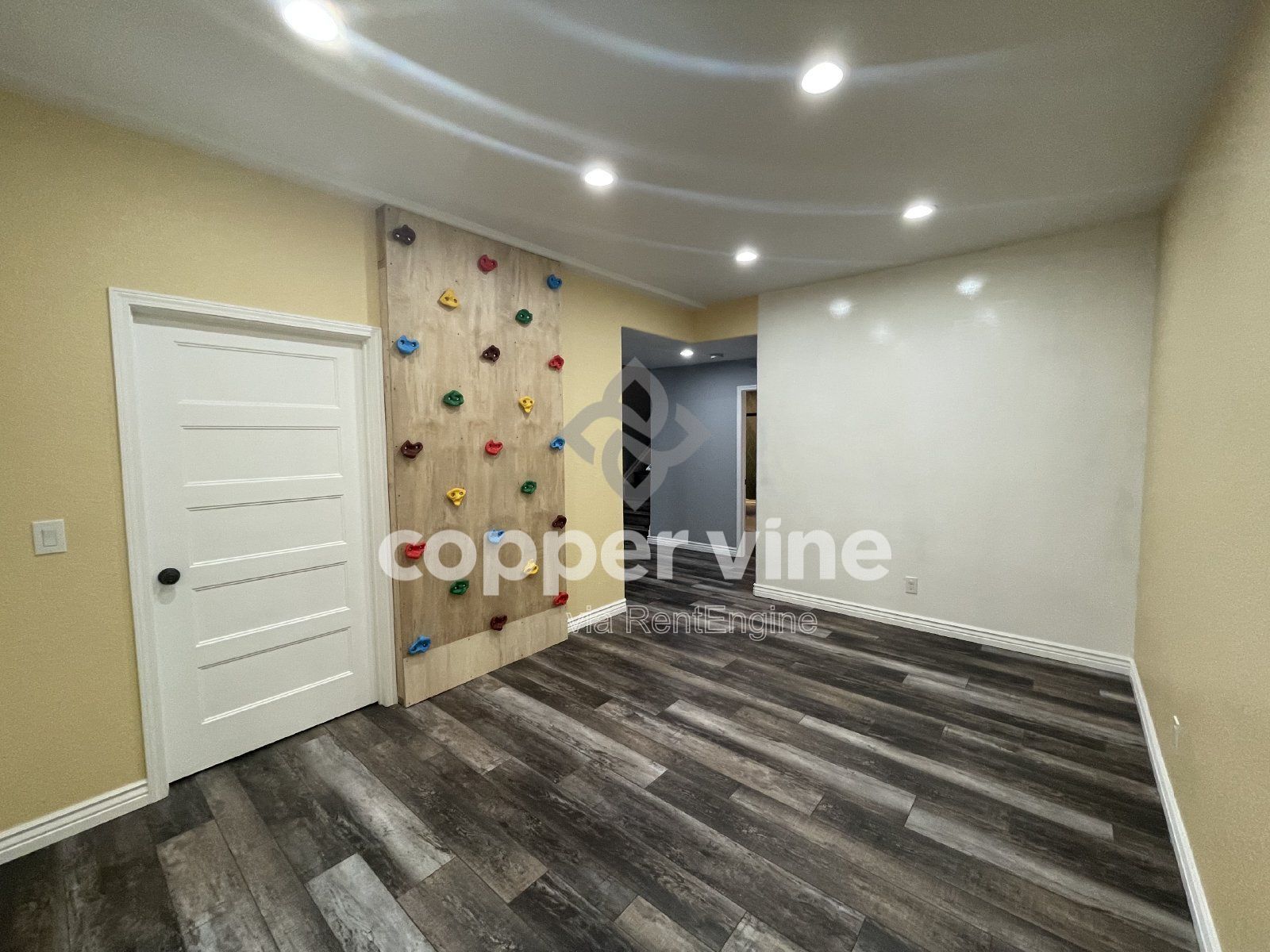 Gallery Image 32