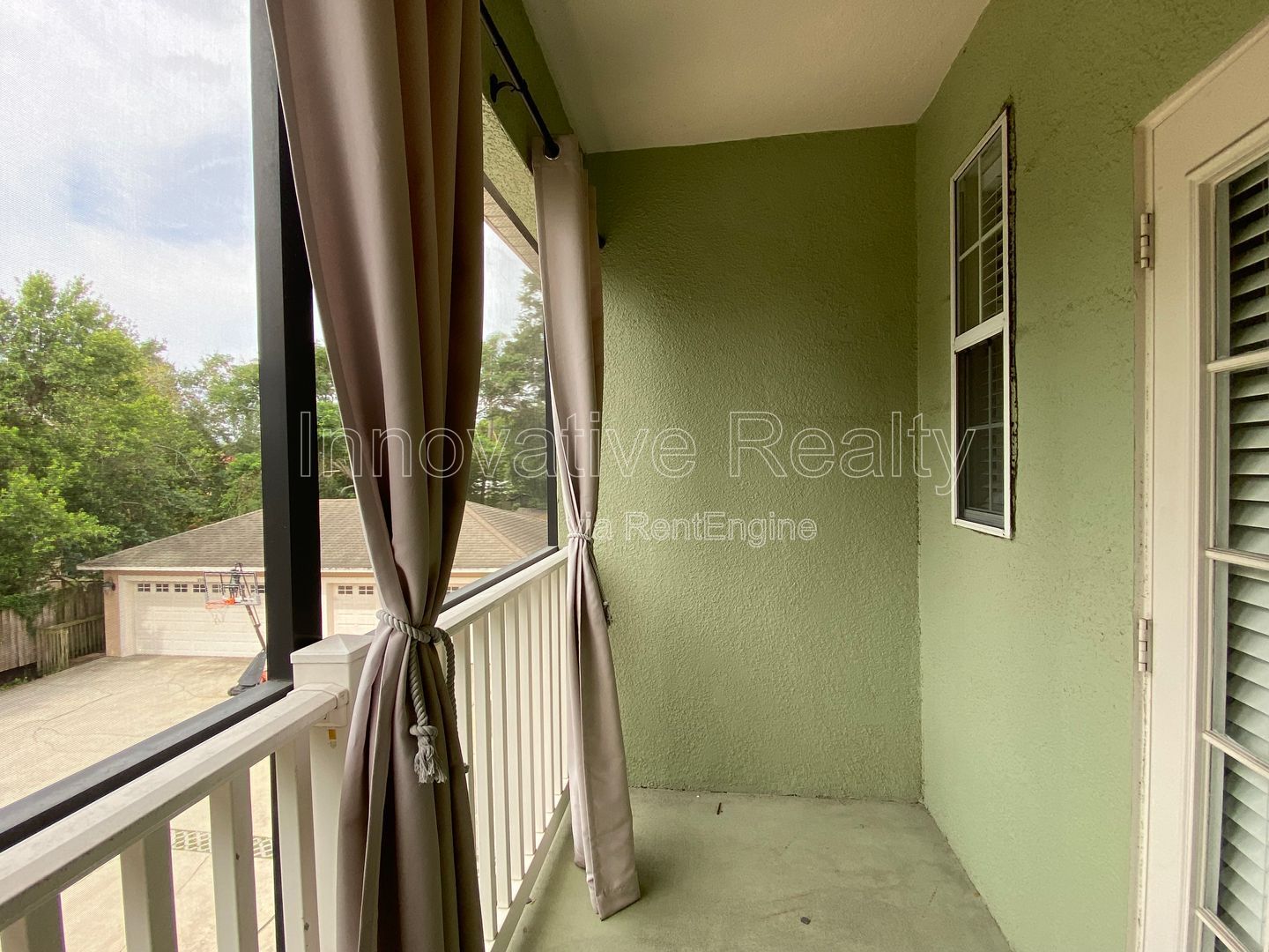 Gallery Image 16
