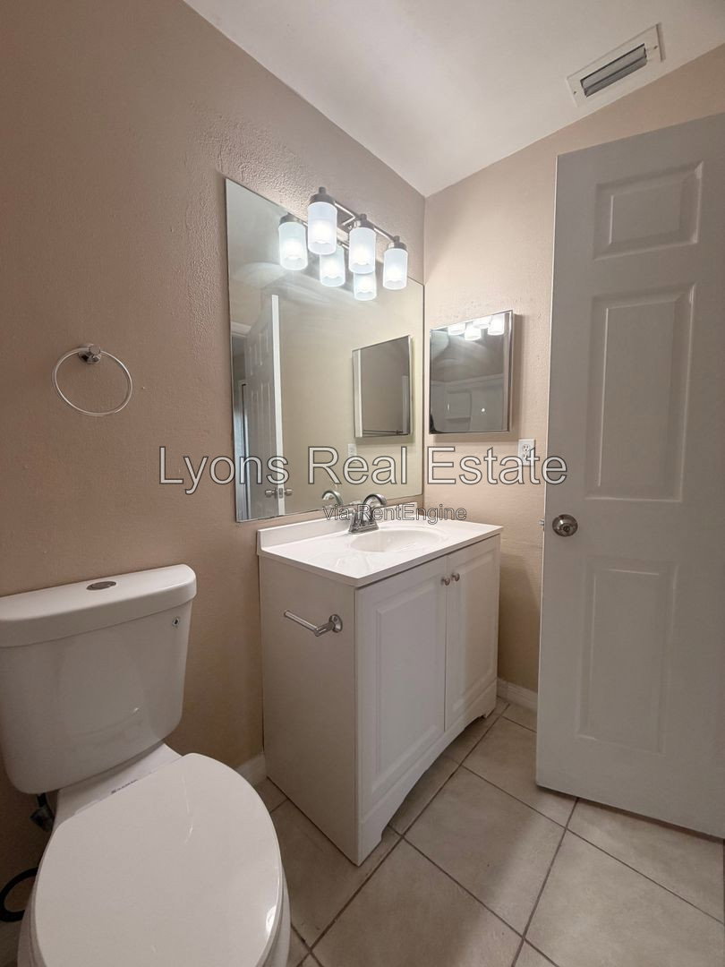 Gallery Image 18
