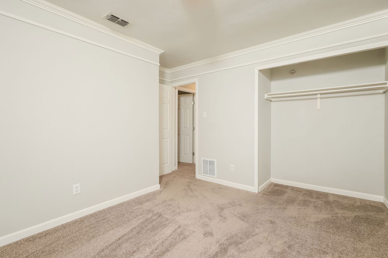 Gallery Image 21
