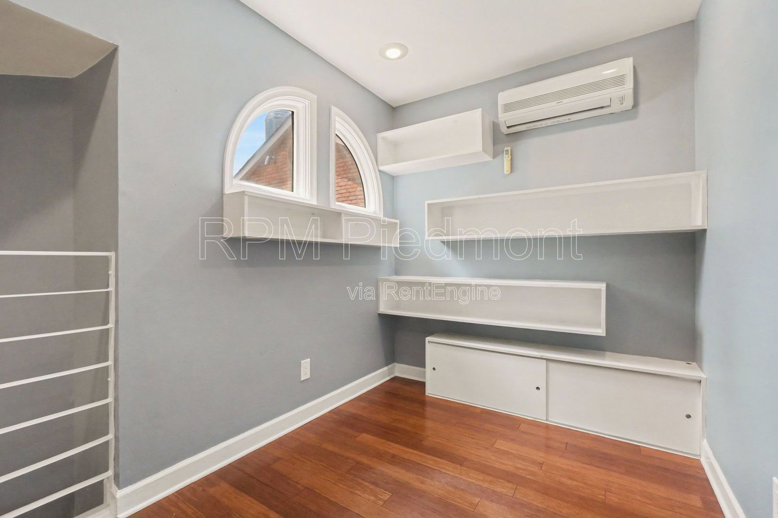 Gallery Image 18
