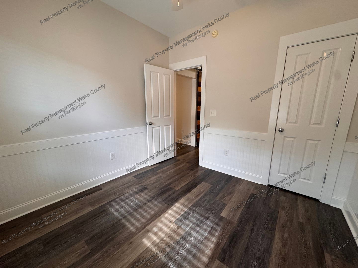 Gallery Image 18