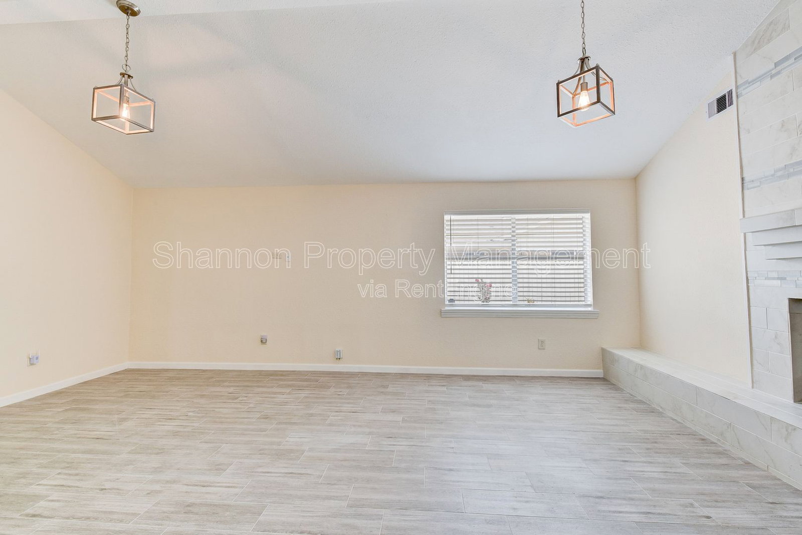 Gallery Image 19