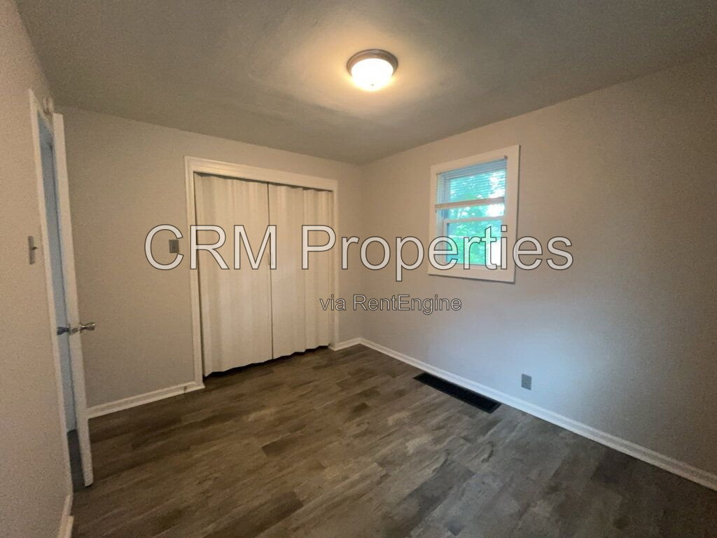 Gallery Image 18