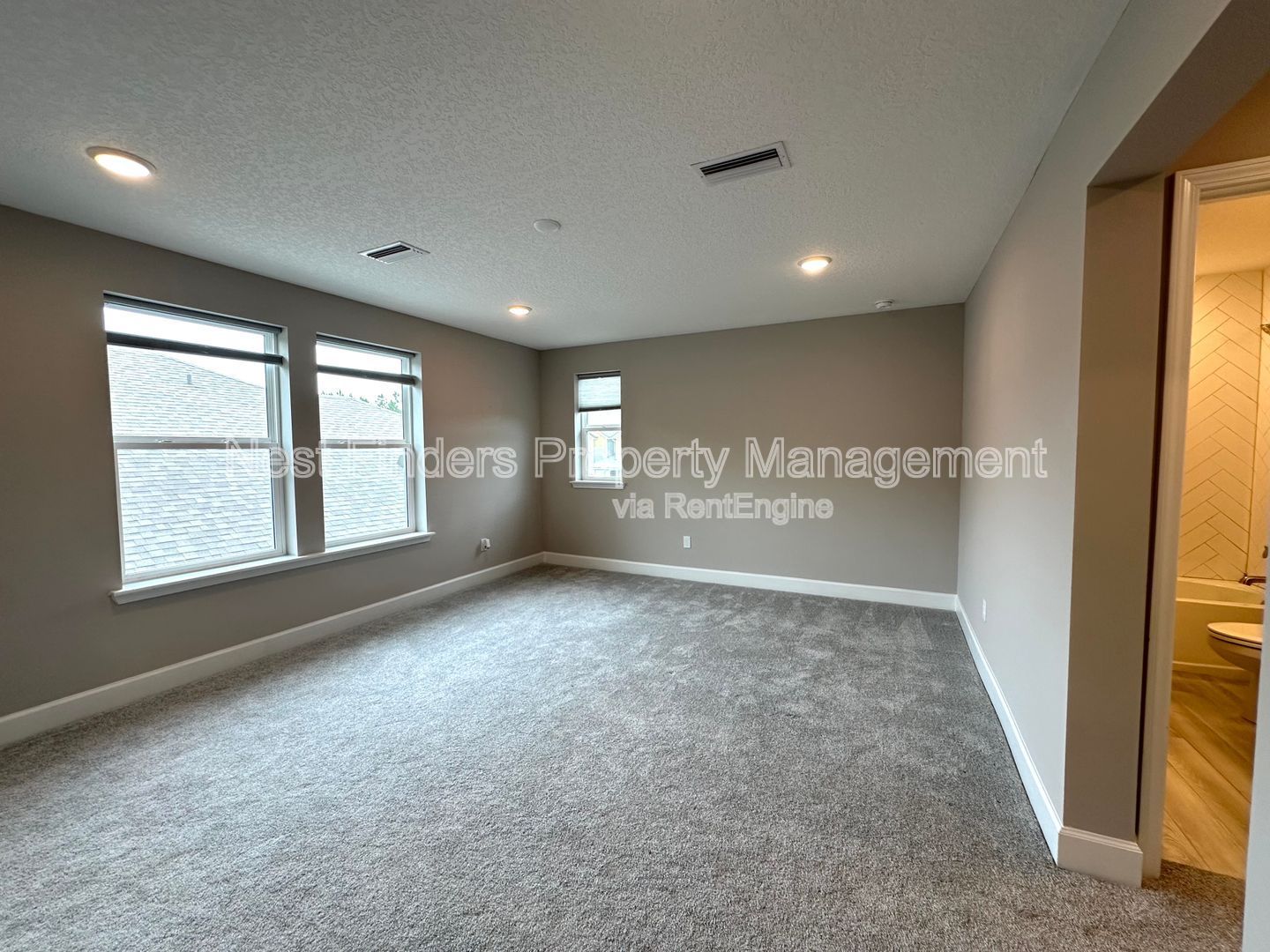 Gallery Image 66