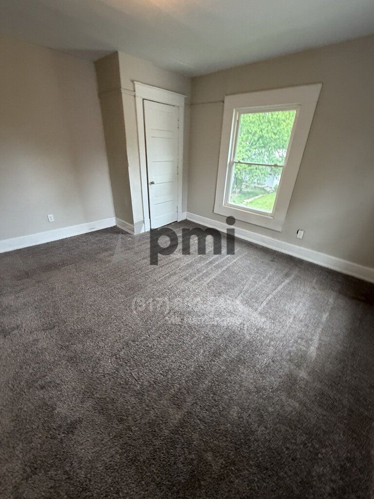 Gallery Image 19