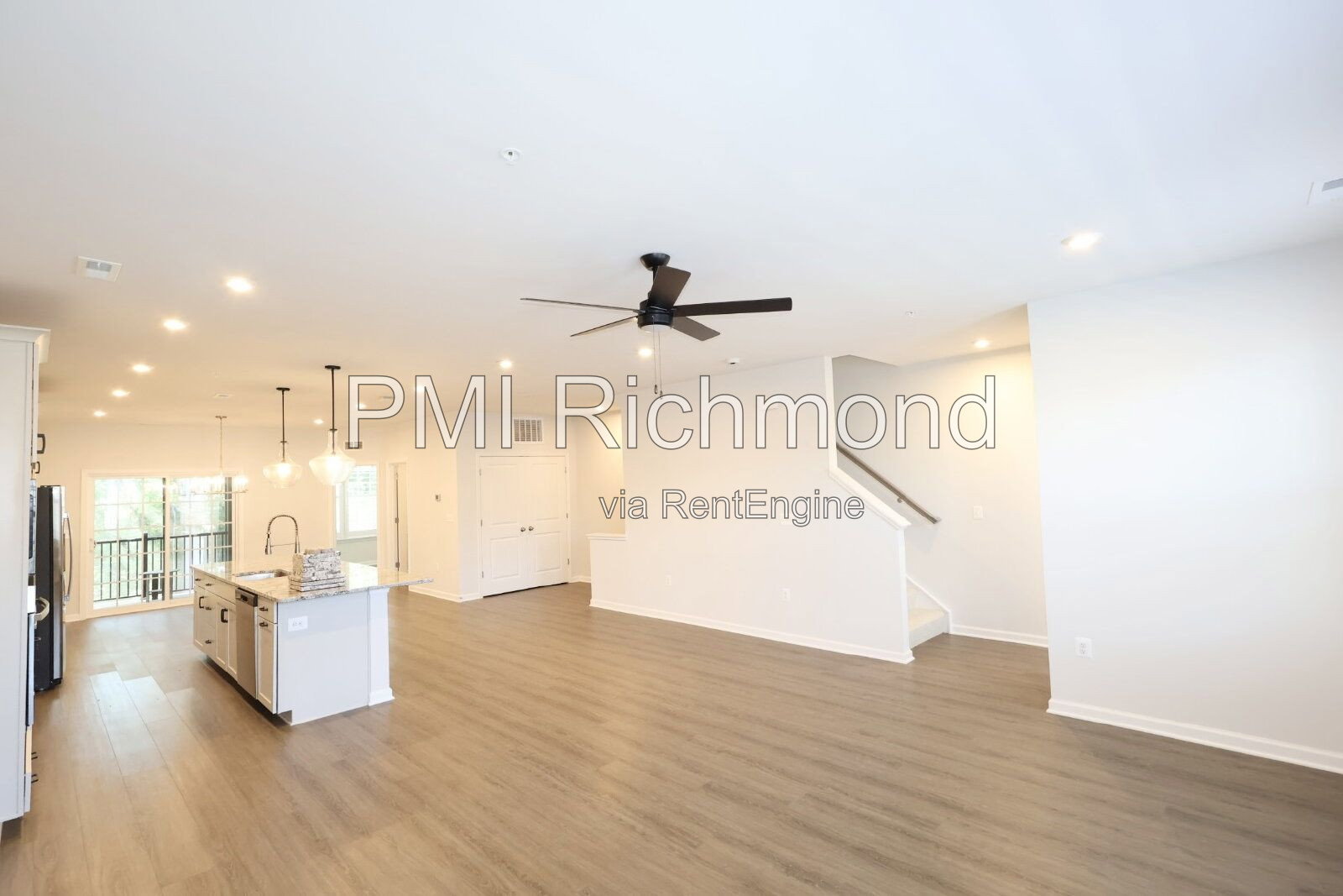 Gallery Image 18