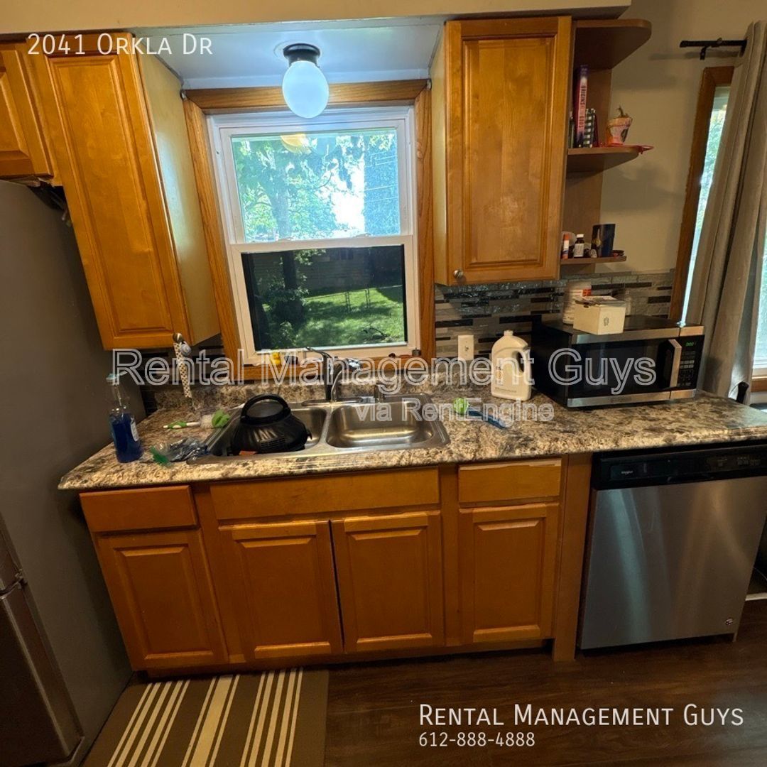 Gallery Image 18